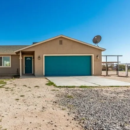 Buy this 3 bed house on 21208 L D Ranch Road in Pinal County, AZ 85132
