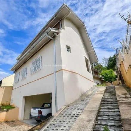 Buy this 4 bed house on Rua Professor Joaquim de Mattos Barreto 313 in São Lourenço, Curitiba - PR