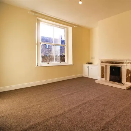 Image 3 - Duke Street, Staindrop, DL2 3LX, United Kingdom - Townhouse for rent