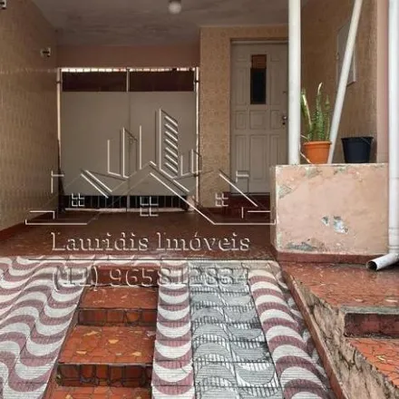 Buy this 3 bed house on Rua Baumann 581 in Vila Hamburguesa, São Paulo - SP
