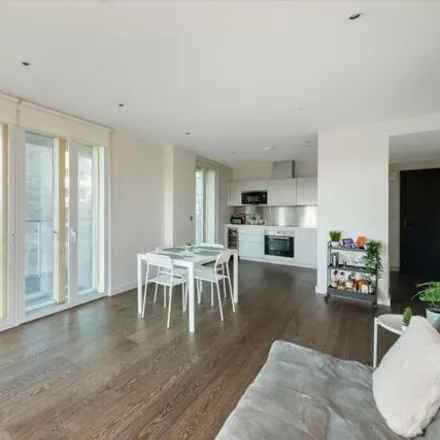 Image 9 - Queen's Park Station, Salusbury Road, London, NW6 6NJ, United Kingdom - Apartment for sale