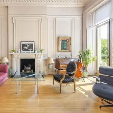 Image 3 - 18 Cleveland Square, London, W2 6DZ, United Kingdom - Apartment for sale