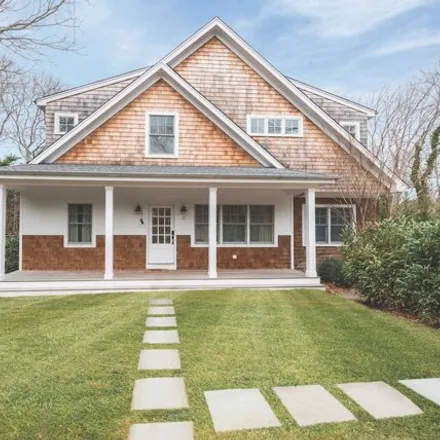 Rent this 5 bed house on 21 Richards Drive in Village of Sag Harbor, East Hampton