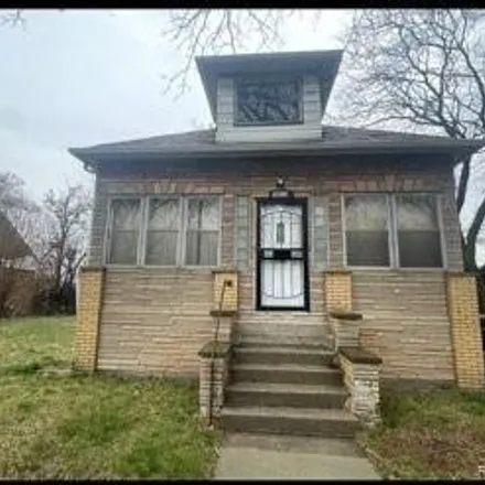 Buy this 2 bed house on 3901 Nancy Street in Detroit, MI 48212