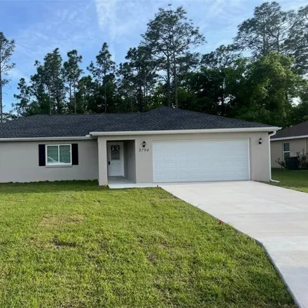 Buy this 3 bed house on 16124 Southeast 88th Avenue in Orange Blossom Hills, Marion County
