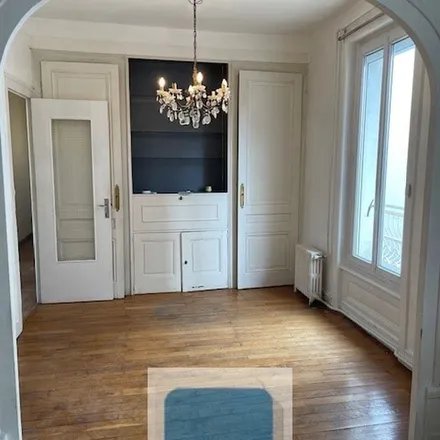 Image 4 - 58 Rue Waldeck-Rousseau, 69006 Lyon, France - Apartment for rent