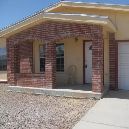 Rent this 3 bed house on 14469 Bryce Drive in Horizon City, TX 79928