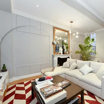 Rent this 2 bed apartment on Dance Attic Cafe in 368 North End Road, London