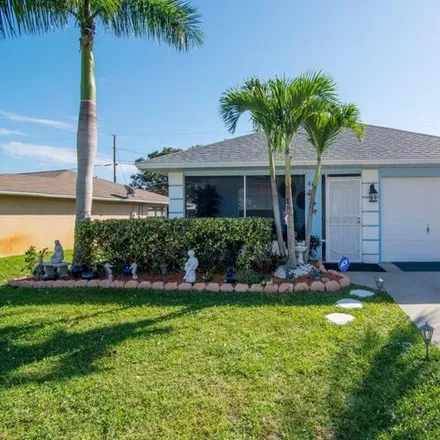 Buy this 3 bed house on 415 13th Pl Sw in Vero Beach, Florida