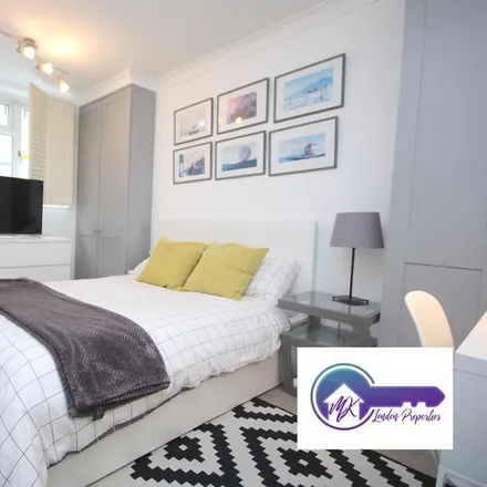 Image 3 - 100 Star Street, London, W2 1QD, United Kingdom - Apartment for rent