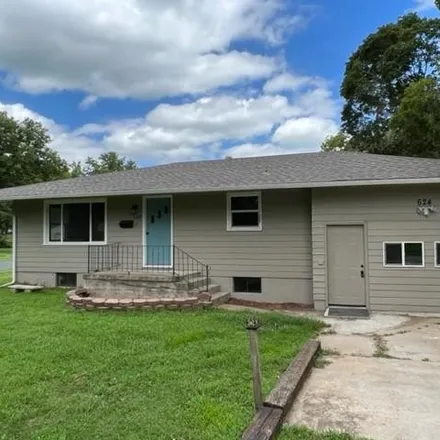 Buy this 3 bed house on 624 East Florence Street in Windsor, MO 65360