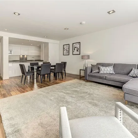 Rent this 2 bed apartment on Fulham Road in London, SW6 5HG