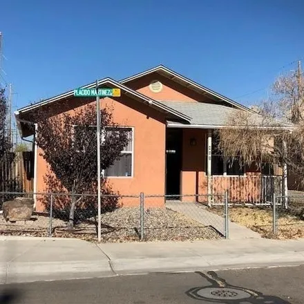 Image 1 - 836 Arno Street Northeast, Albuquerque, NM 87102, USA - House for rent