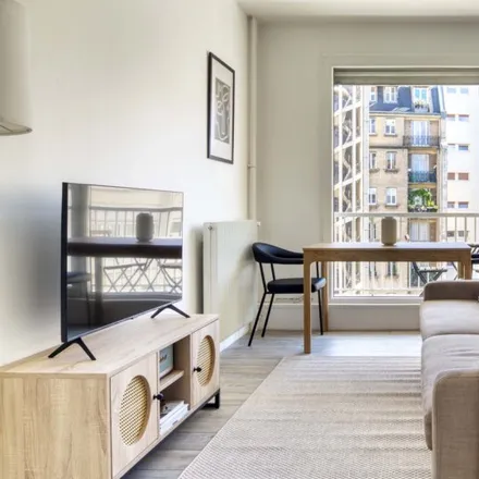 Rent this studio apartment on 49 Rue du Général Delestraint in 75016 Paris, France