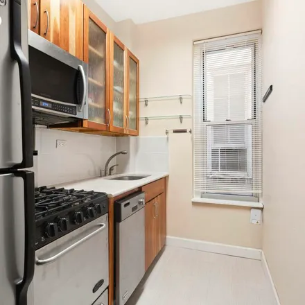Rent this 1 bed apartment on 531 East 72nd Street in New York, NY 10021
