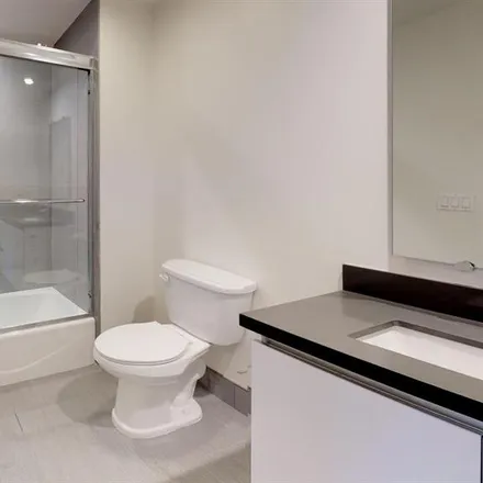 Image 4 - 538 North Gramercy Place, Los Angeles, CA 90004, USA - Room for rent