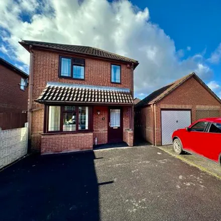 Buy this 3 bed house on Alfred Street in Riddings, DE55 4BE