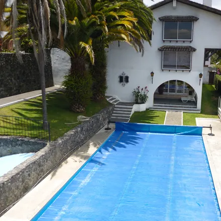 Rent this 1 bed apartment on Quito in La Paz, EC