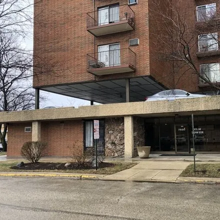 Buy this studio condo on 7907 North Avenue in River Forest, Leyden Township