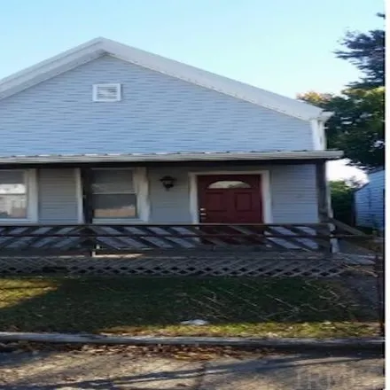 Buy this 2 bed house on 1111 Oakley Street in Evansville, IN 47710