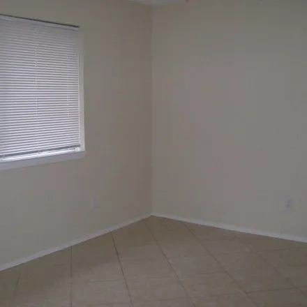 Rent this 3 bed apartment on 2689 Knoxville Drive in League City, TX 77573