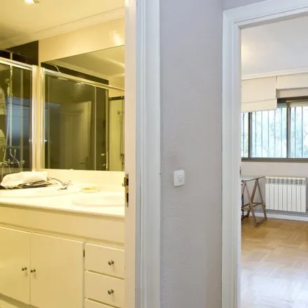 Rent this 4 bed room on Madrid in Calle de las Cinco Lagunas, 28023 Madrid
