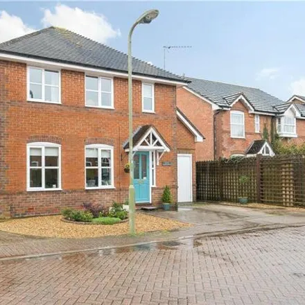 Buy this 4 bed house on 5 Laurence Mews in Romsey, SO51 7SB