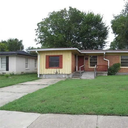 Buy this 3 bed house on 1615 Rosemont St in Mesquite, Texas