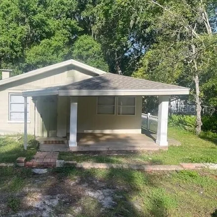 Rent this 2 bed house on 317 North Lemon Avenue in Brooksville, Hernando County