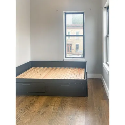Image 5 - Flat Fix, 640 Knickerbocker Avenue, New York, NY 11207, USA - Apartment for rent