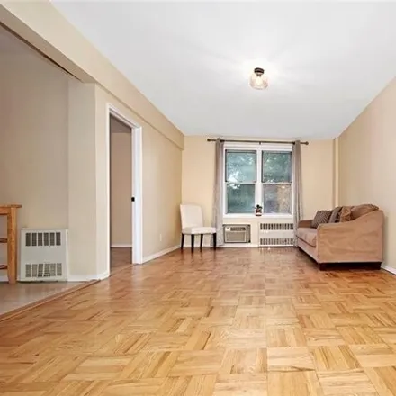 Image 9 - 804 Bronx River Road, City of Yonkers, NY 10708, USA - Apartment for sale