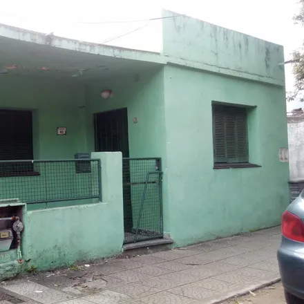 Buy this studio house on Almafuerte 88 in Partido de La Matanza, Villa Luzuriaga