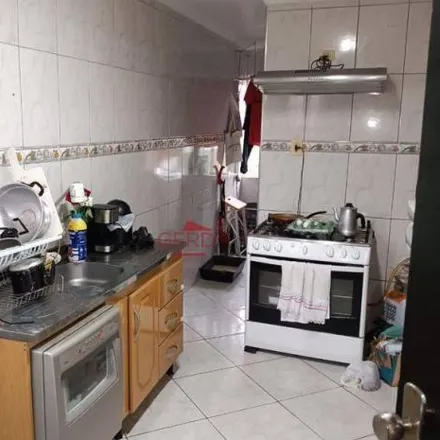 Buy this 3 bed apartment on Rua Espírito Santo in Centro, Carapicuíba - SP