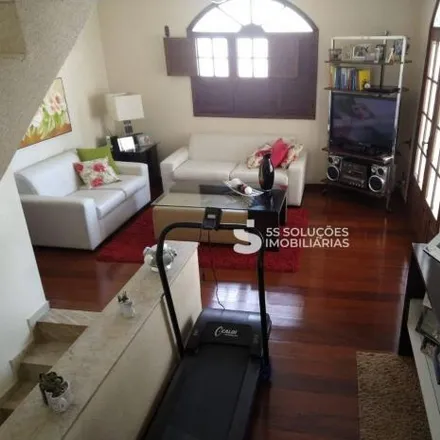 Buy this 5 bed house on Rua dos Inconfidentes in Manoel Honório, Juiz de Fora - MG