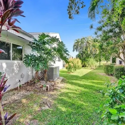 Image 4 - 5810 Australian Pine Drive, Tamarac, FL 33319, USA - House for sale