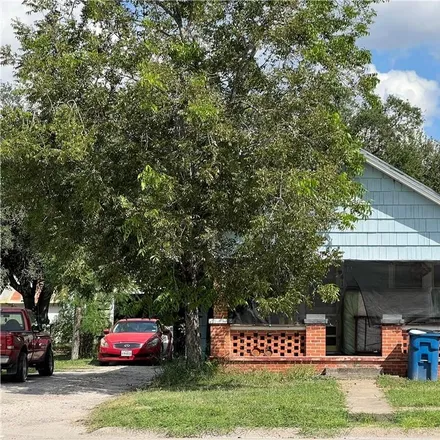 Image 3 - Baptist Church, East Patricio Street, Skidmore, Bee County, TX 78389, USA - Townhouse for sale