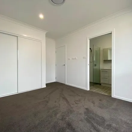 Image 5 - Ainslie Place, Hillvue NSW 2340, Australia - Apartment for rent