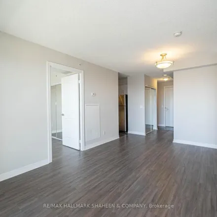 Image 9 - Yorkland, 275 Yorkland Road, Toronto, ON M2J 0B3, Canada - Apartment for rent
