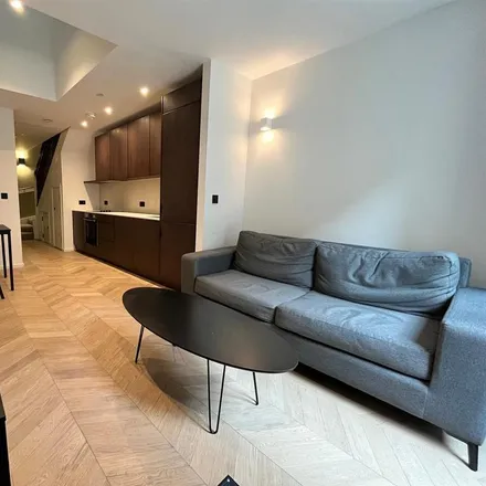 Rent this 1 bed apartment on St George's Gardens in Spinners Way, Manchester