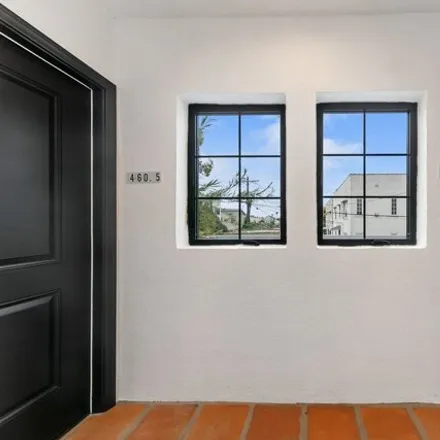 Image 6 - 488 North Sierra Bonita Avenue, Los Angeles, CA 90036, USA - Apartment for rent