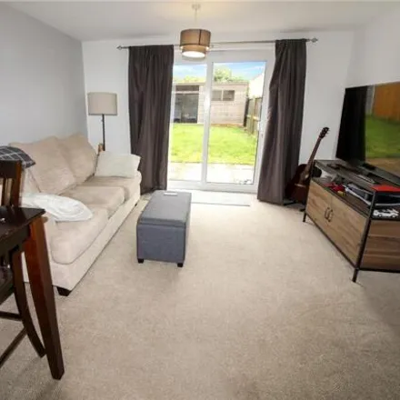 Image 2 - Thyme Close, Swindon, SN2 2QZ, United Kingdom - Duplex for sale