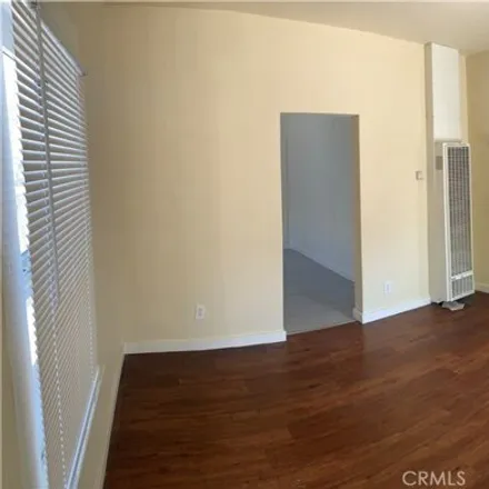 Image 6 - 781 E 41st St, Los Angeles, California, 90011 - House for sale