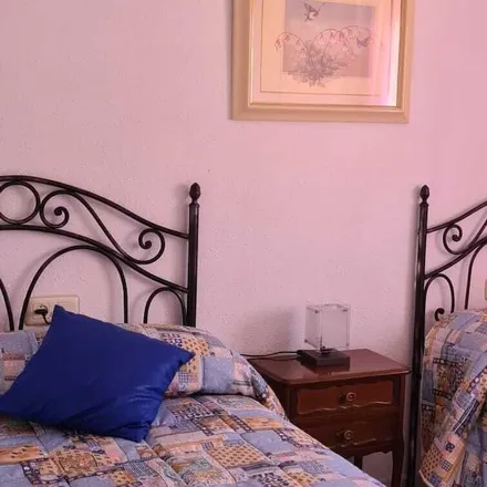 Rent this 2 bed apartment on Segur de Calafell in Plaça del Baixador, 43882 Calafell