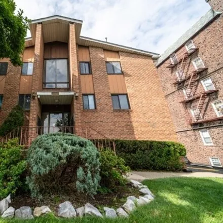 Image 1 - 159 Franklin St Apt 10, Bloomfield, New Jersey, 07003 - Condo for sale