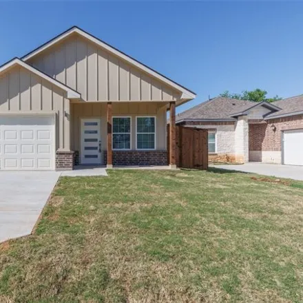 Buy this 3 bed house on 1259 East Myrtle Street in Fort Worth, TX 76104