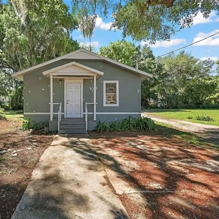 Buy this 3 bed house on 1007 Crosby Street in Leesburg, FL 34748