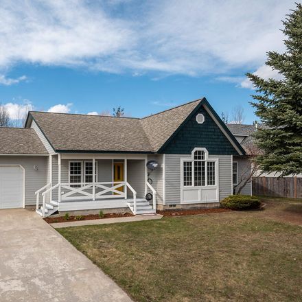 Rent this 3 bed house on Upper Humbird Dr in Sandpoint, ID