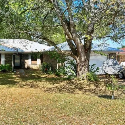 Buy this 3 bed house on 2150 Yardley Drive in Escambia County, FL 32526
