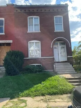 Buy this 3 bed house on 3901 Pennsylvania Avenue in St. Louis, MO 63118