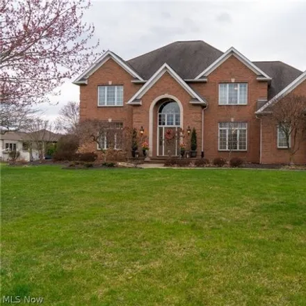 Buy this 5 bed house on 1510 Patriots Point Southeast in North Canton, OH 44709